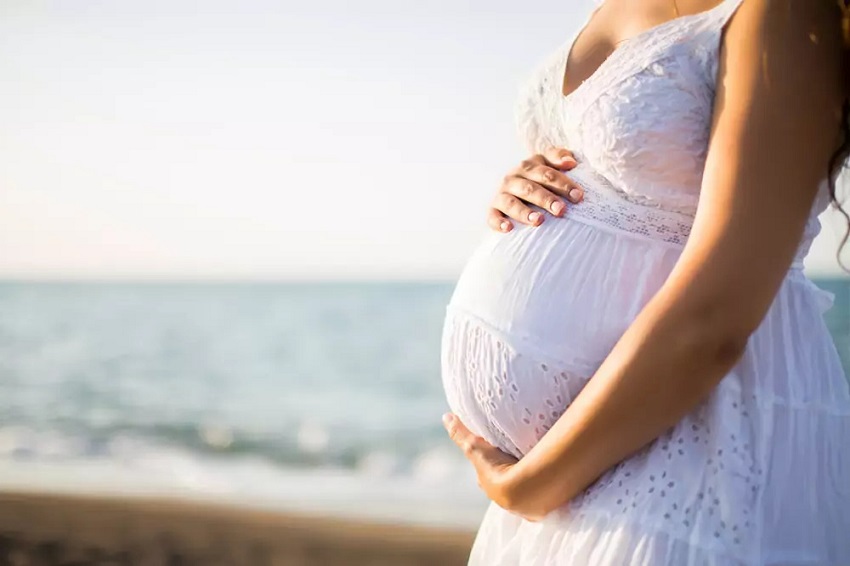 How Long Can a Pregnant Woman Be in the Sun: Sun Exposure Guidelines for Pregnant Women