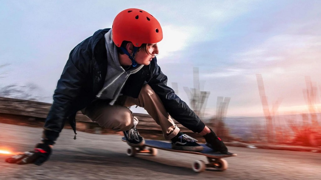 Essential Gear and Safety Need for a Skateboard