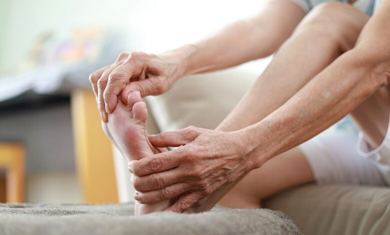 How to Care for Aging Feet