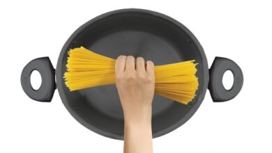 Bialetti 5.5-Quart Nonstick Pasta Pot – sleek modern cookware for easy cooking